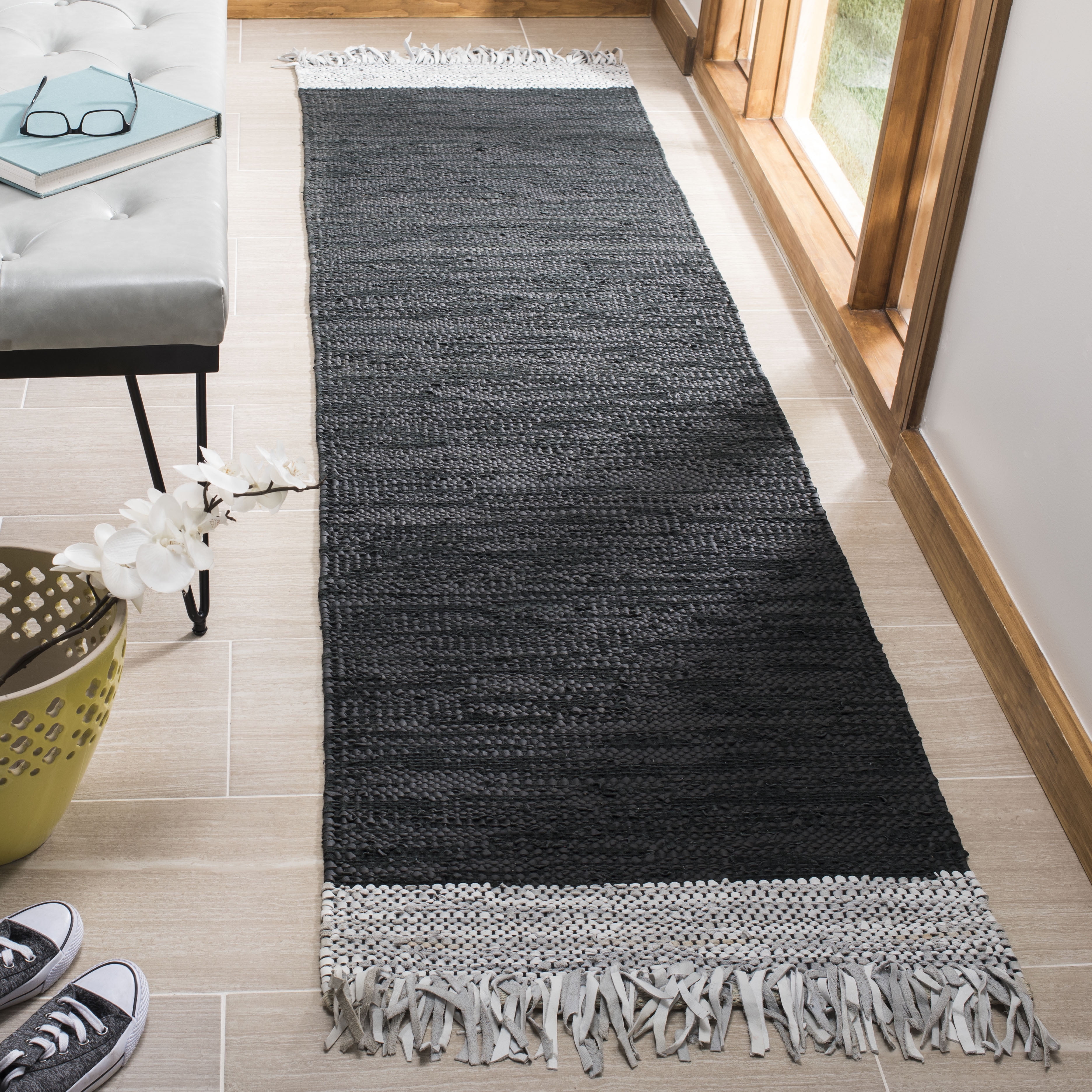 SAFAVIEH Vintage Leather Horatio Braided Fringe Border Runner Rug ...