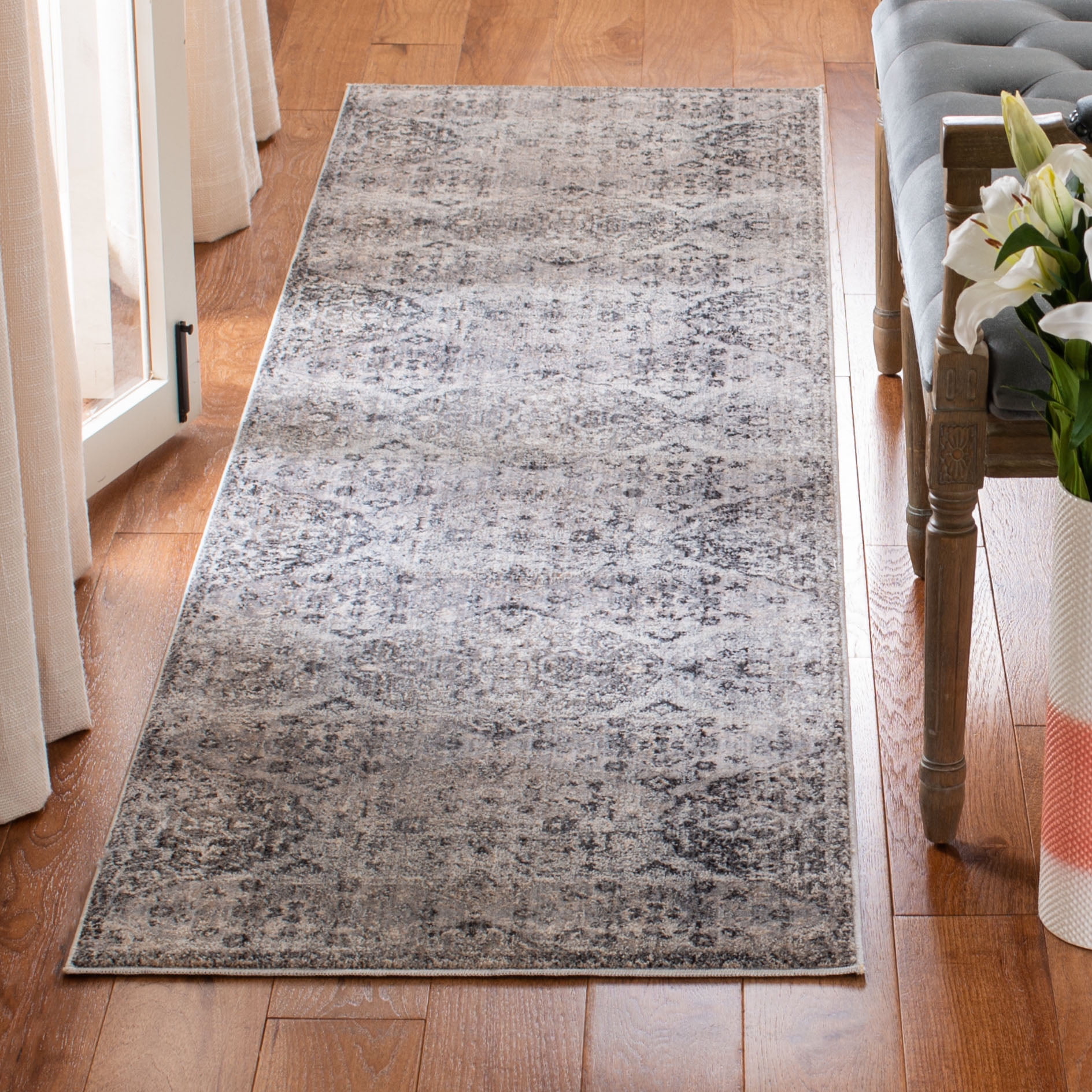 SAFAVIEH Vintage Persian Collection VTP476G Grey Rug