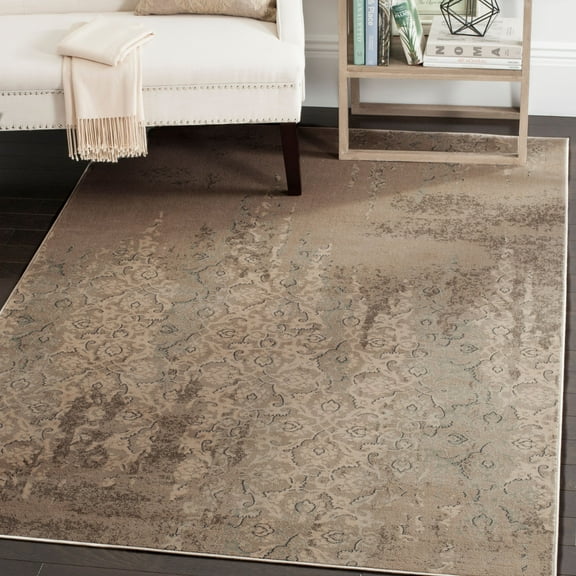 SAFAVIEH Vintage Quincy Distressed Damask Area Rug, Grey/Ivory, 4' x 5'7"