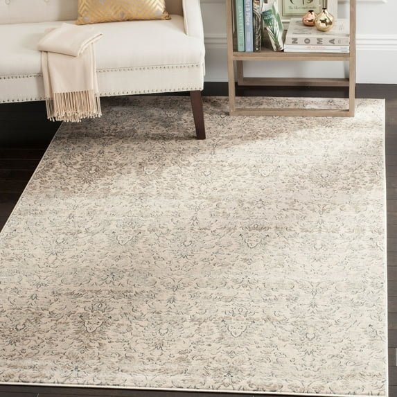 SAFAVIEH Vintage Quinten Damask Area Rug, Ivory/Grey, 4' x 5'7"