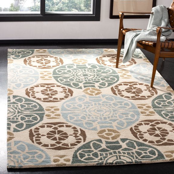 Safavieh Wyndham Louise Medallion Area Rug, Beige/Blue, 3' x 5'