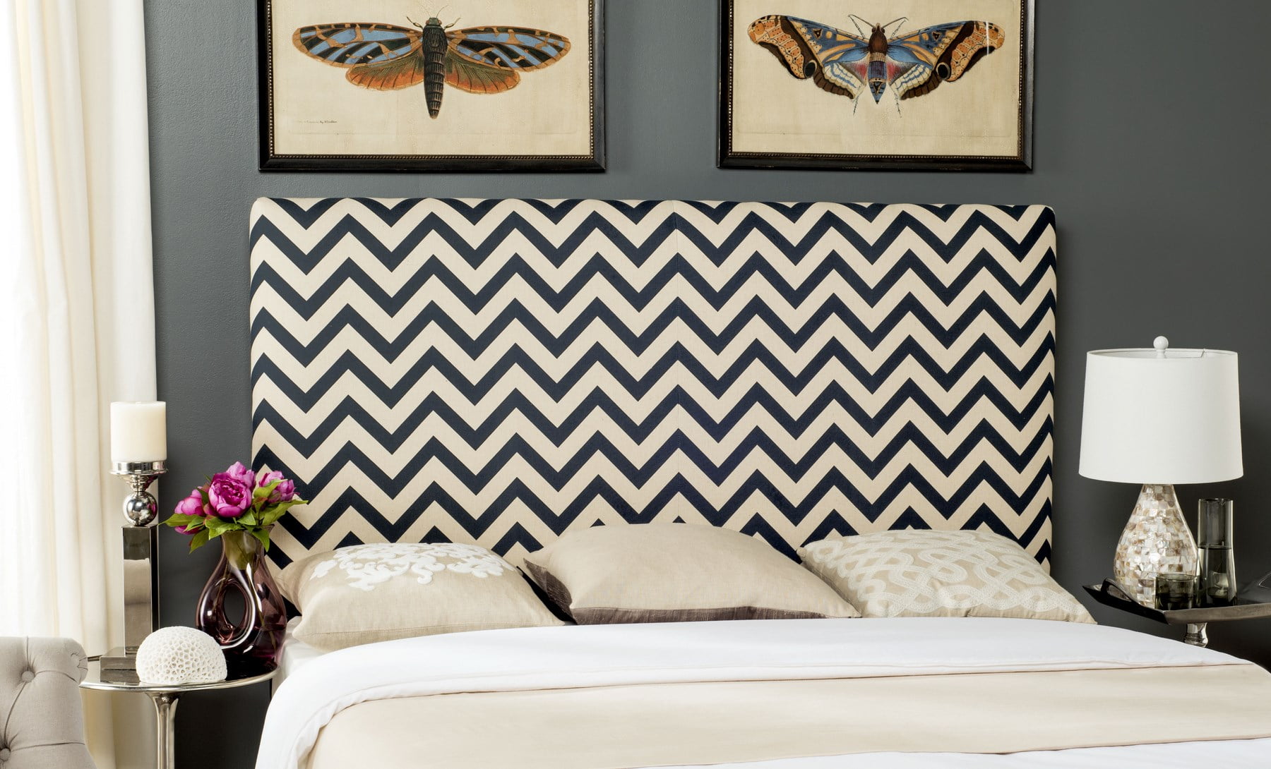 SAFAVIEH Ziggy Chevron Stripes Upholstered Headboard, King, Navy/White Zig Zag