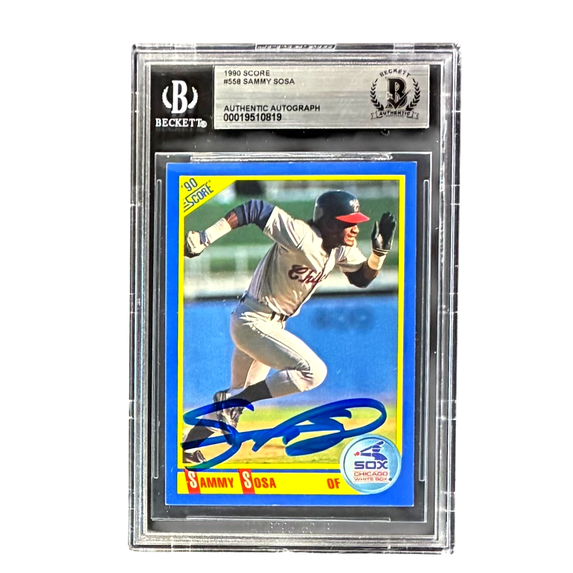 SAMMY SOSA AUTOGRAPHED 1990 SCORE CARD #558 BECKETT 19510819 RC