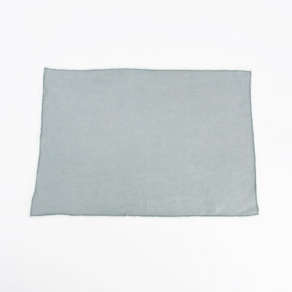 SARO 13009.BG1420B 14 x 20 in. Rectangular Stone Washed Linen Table Placemats - Blue & Grey Set of 4