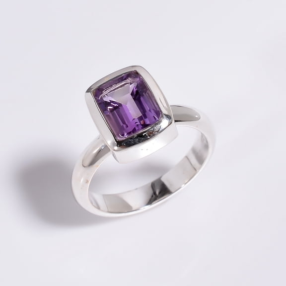 SATYAVIE JEWELLERY Emerald Cut Amethyst Gemstone Silver Wedding/Engagement Ring 925 Sterling Silver Ring Handmade Ring Size US 6