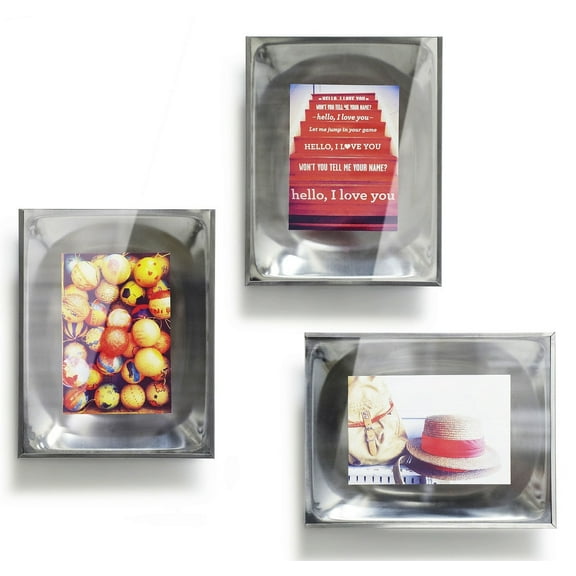 SCOOP Photo Art Wall Display Set in nickel by Umbra - 4x6
