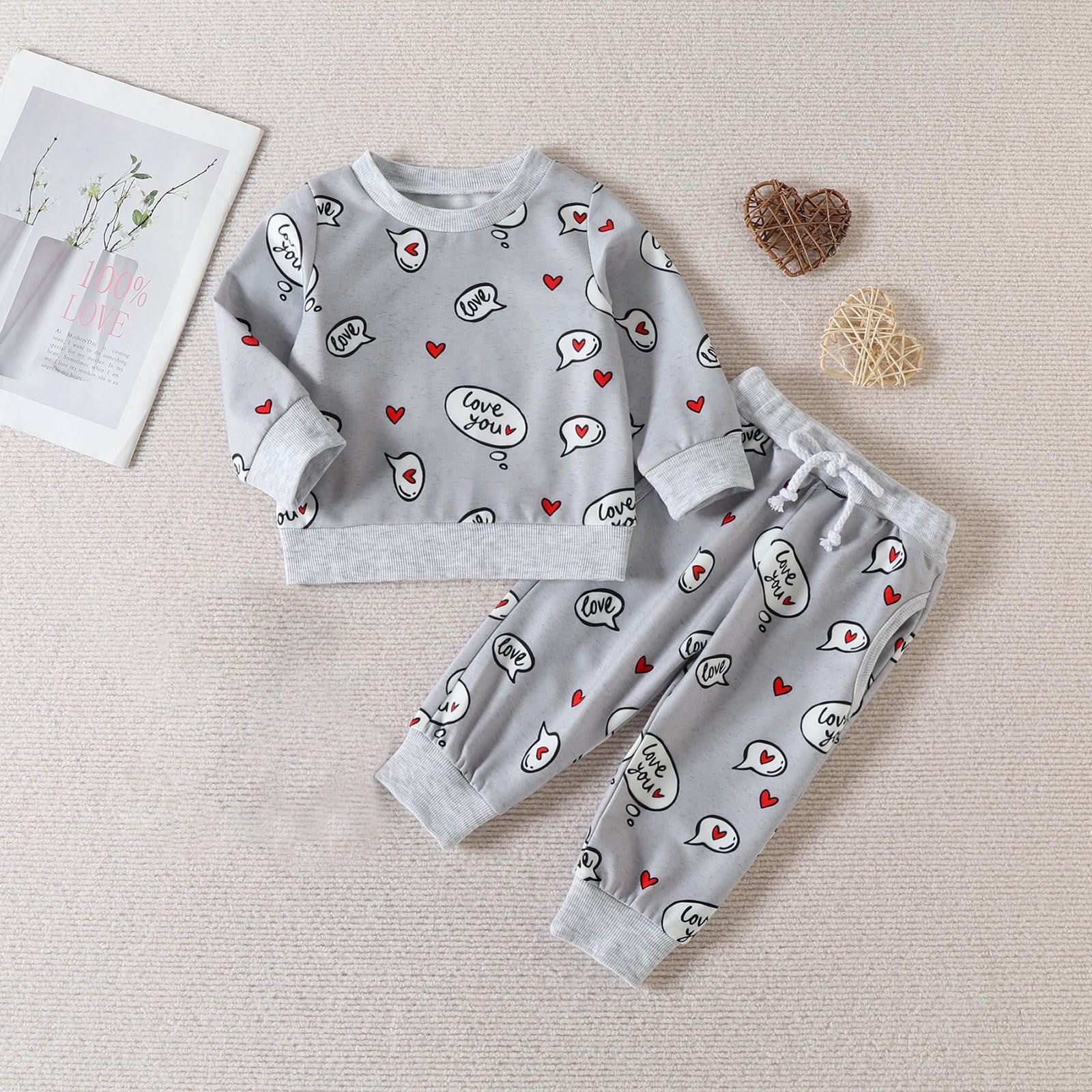Autumn Arrival Baby Unisex Long Sleeves Heart and Striped Pattern bodysuit and Pants Sets
