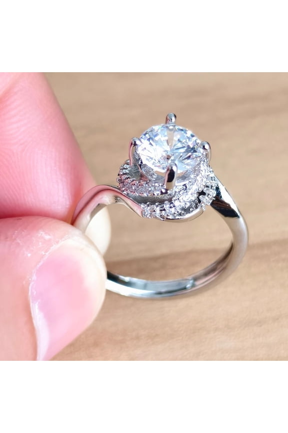 925 Sterling Silve Twist Arm Rotating Simulated Adjustable Open Ring for Women Four Claw One Carat Moissanite Ring