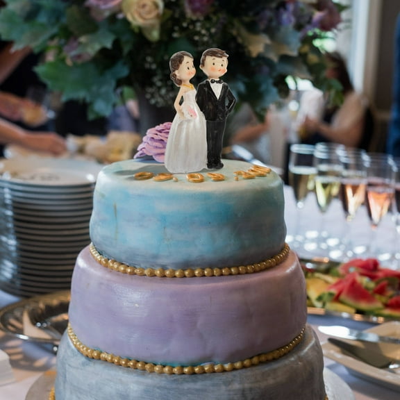 SEWACC 1Set Mini Resin Figure Wedding Cake Ornament Bride And Groom Figurines Compact Size Couples present