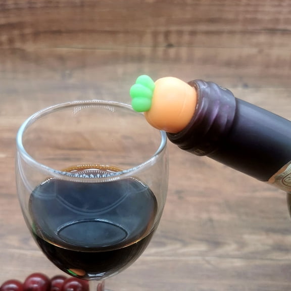 SEWCHICS 2Pcs Orange Silicone Bottle Stoppers Carrot Shape Bottle Plugs