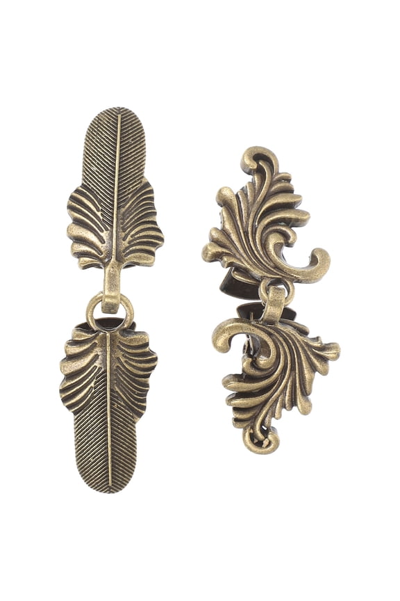 Metal Sweater Closure Clips Retro Style 2 Pieces Knitwear Fasteners for Cardigans and