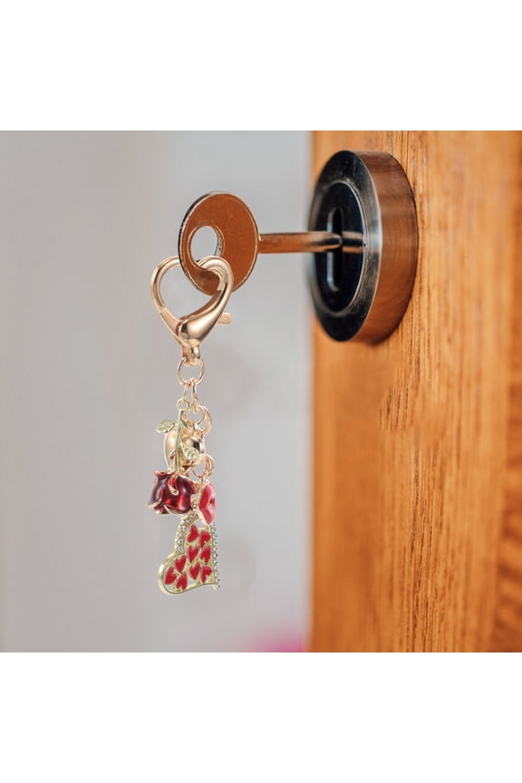 Red Zinc Alloy Heart Shaped Keychain for Decor and Bag Accessories