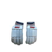 MRF Legend 3.0 Batting Gloves UK Model 2