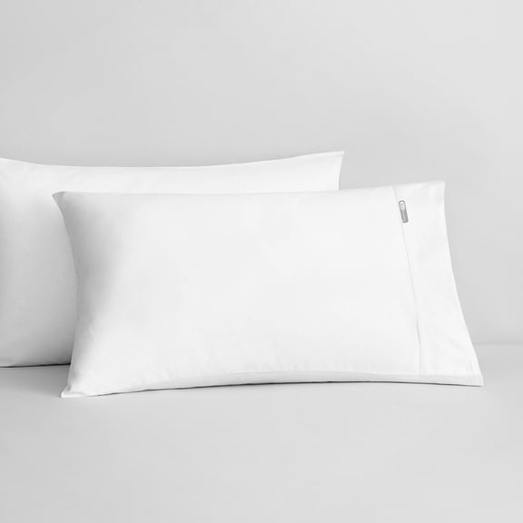 SGI Bedding 2 Piece 26X26 Shams White Solid 600 Thread Count Standard Shams
