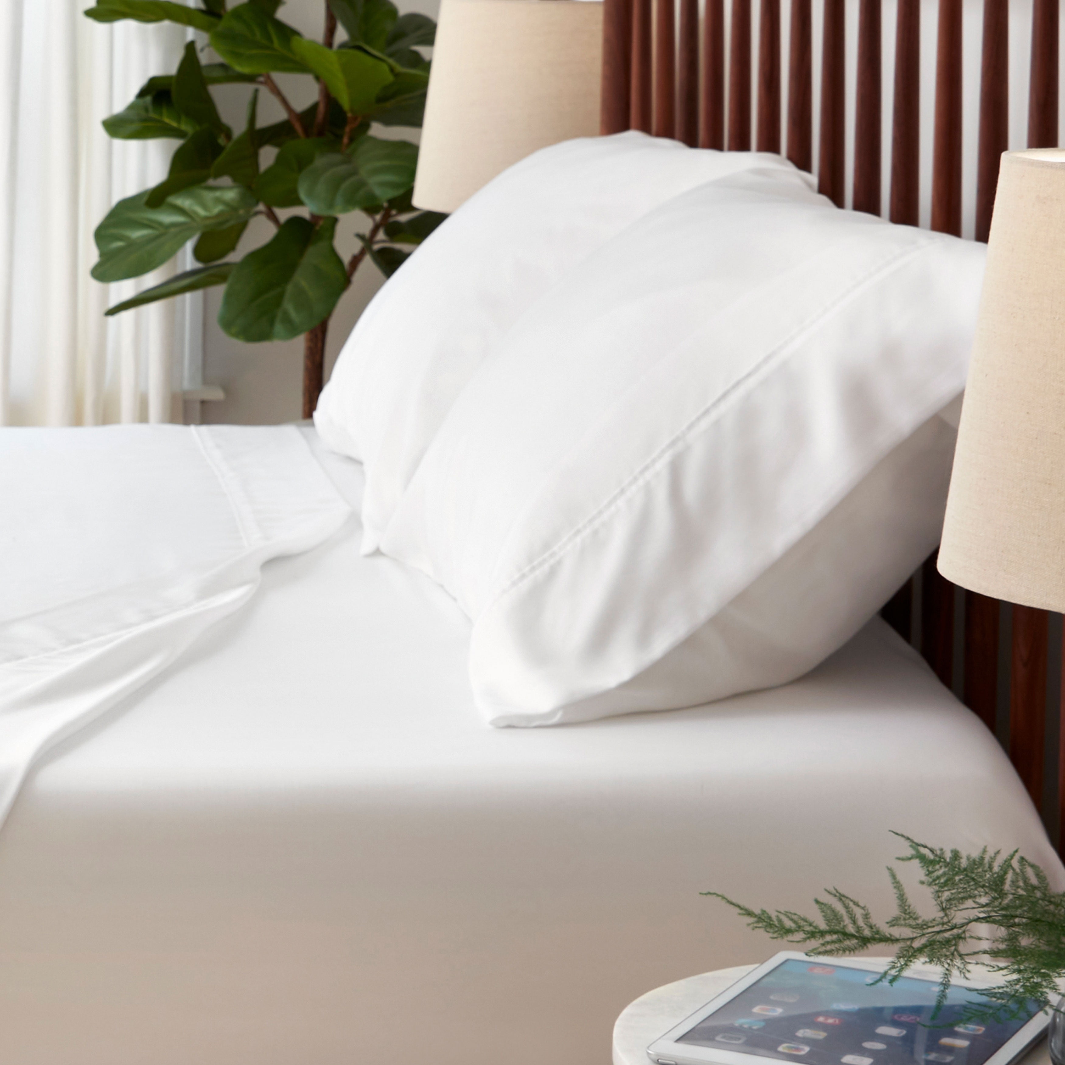 White Hypoallergenic Cotton Polyester Standard Pillowcases