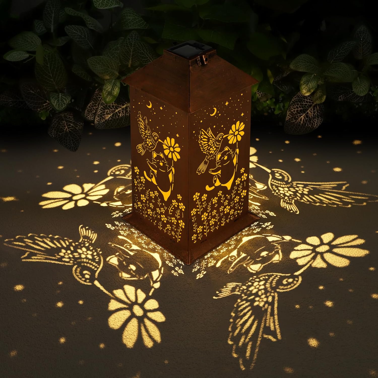 Outdoor Solar Lantern – Hummingbird & Cardinal Pattern Glass, Waterproof Metal Hanging Light, Warm LED, Large Solar Panel