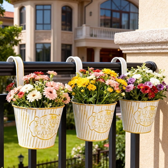 SHIMELE Vintage Metal Hanging Flower Pot, Decorative Iron Bucket Planter for Gardens, Distressed Finish for Outdoor Spaces, Ideal for Porches and Patios
