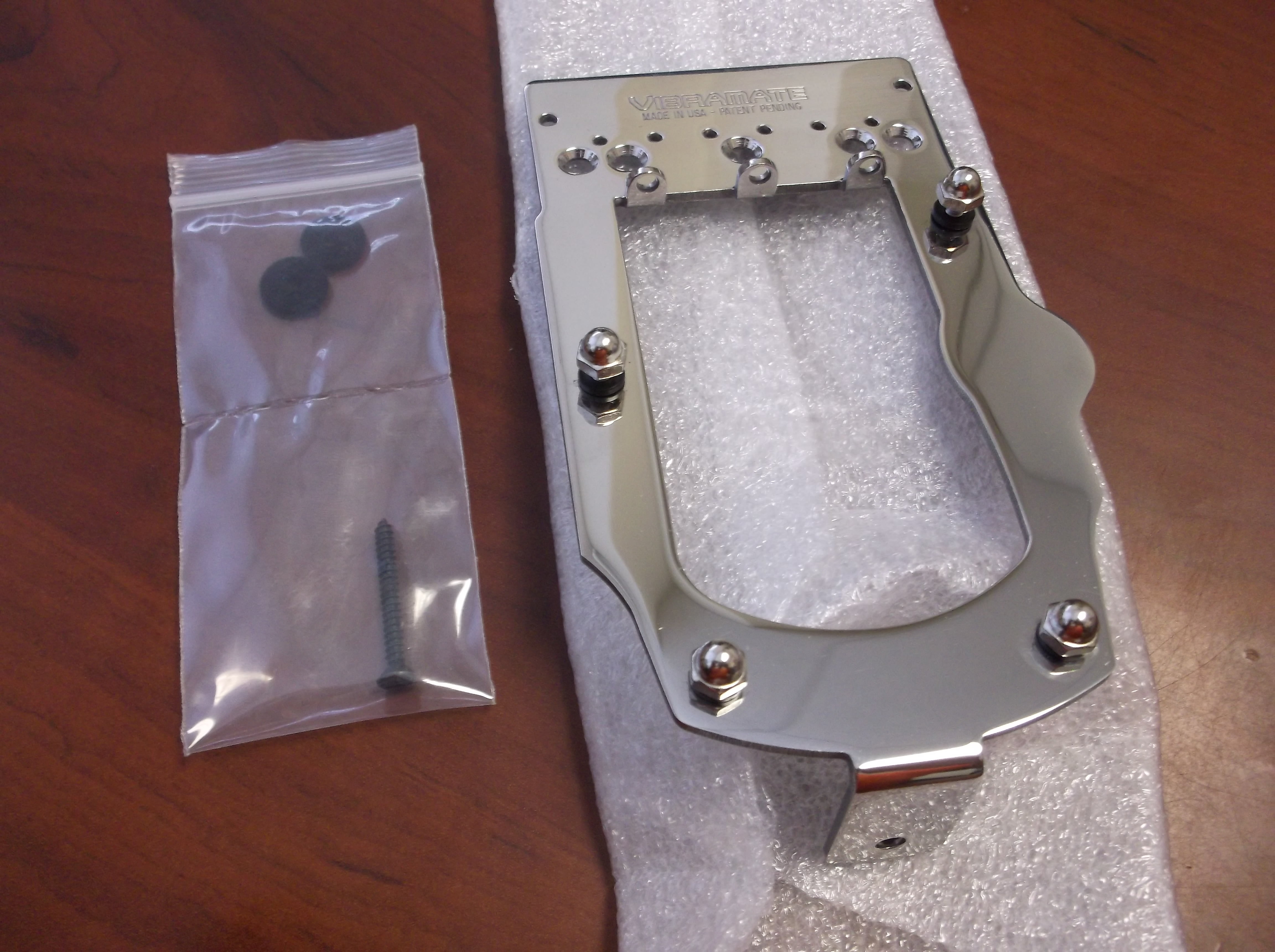 SHORT Vibramate V5 For Fender American Tele Deluxe/Carbonita, V5-TEAS-ST