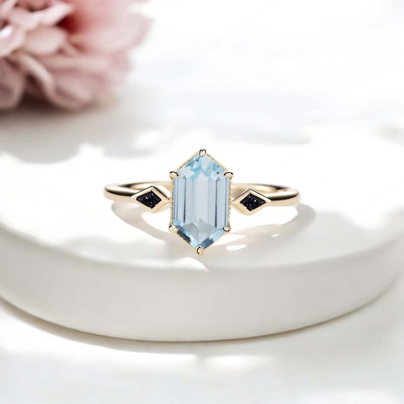 SHREENATHJEWELRY 7MM / 1.5CT Vintage Aquamarine Engagement Ring Kite ...
