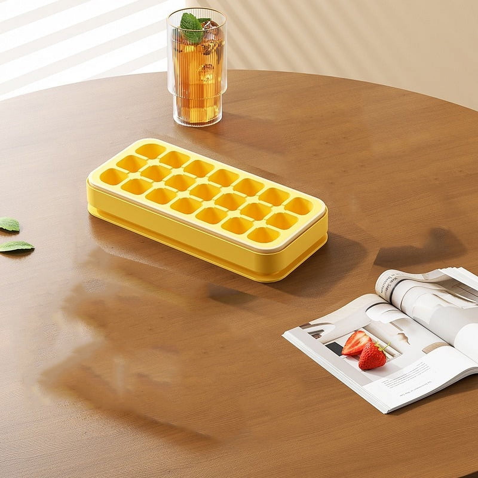 SHZHHFKJCX BPAfree 21 Cavity Silicon Ice Mold With Removable Lid