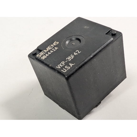 SIEMENS SPDT 40AMP PC MOUNT RELAY