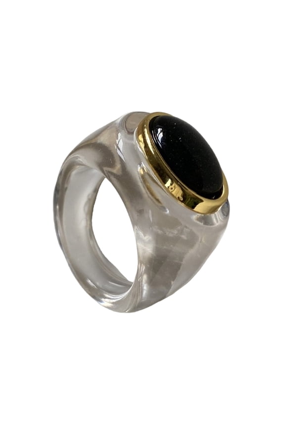 Trendy Resin Ring Transparent/Amber Shade Comfortable Fit for Fashionable Women