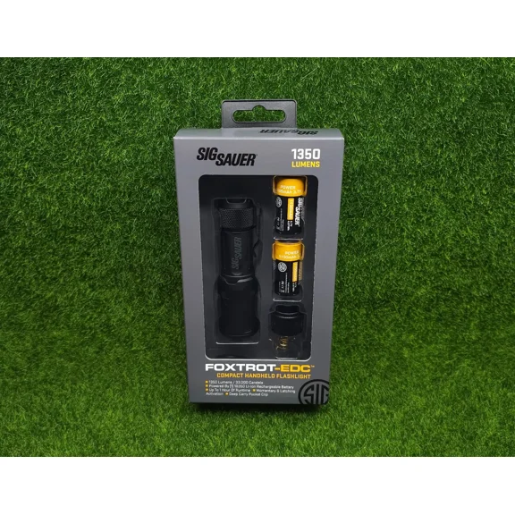 SIG SAUER FOXTROT-EDC Compact Rechargeable Flashlight, 1,350 Lumens, Black, SOFE