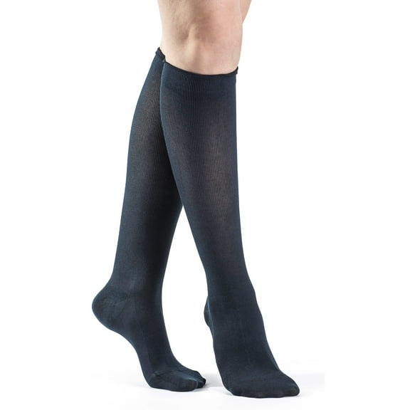 SIGVARIS Women’s Style Sea Island Cotton 220 Closed Toe Calf-High Socks 20-30mmHg