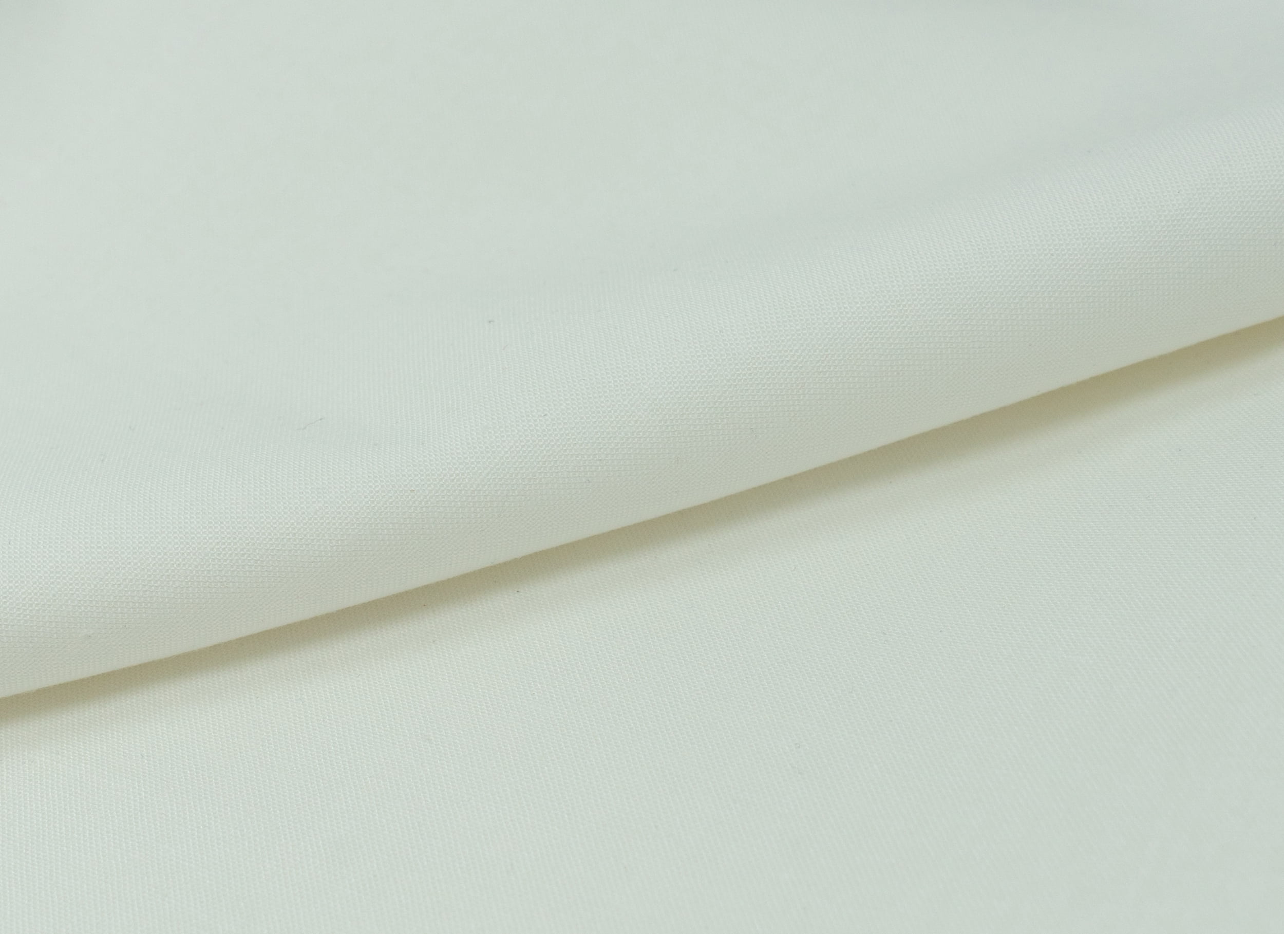 SINGER 44" x 2 yd 100% Cotton Sewing & Craft Fabric, Snow White