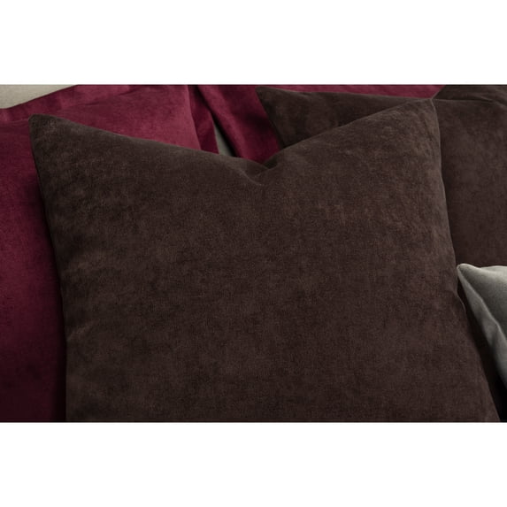 SIScovers Mixology Padma 6-piece Bed Cap Comforter Set with Sewn Corners Wine King 6 Piece Mid-Century Modern