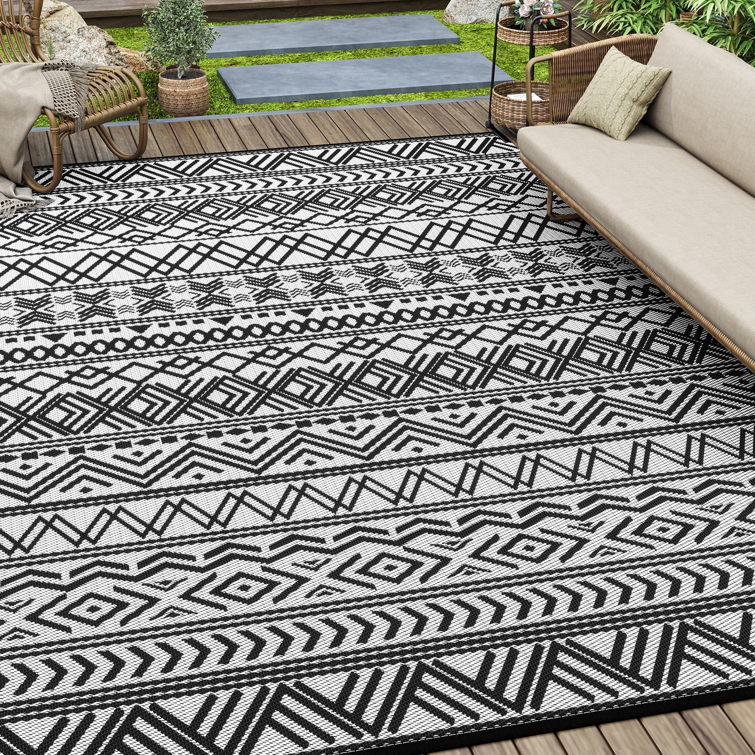 SIXHOME Outdoor Rug 5'x8' Waterproof Reversible Patio Rug Boho Geometric Indoor Outdoor Rugs Lightweight Plastic Straw Ourdoor Carpet for RV Camping Deck Balcony Modern Porch Decor Black and White