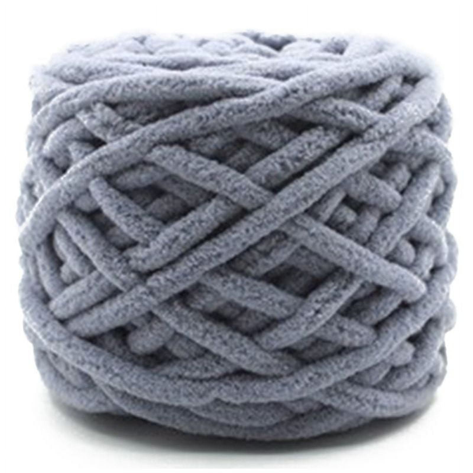 Gründl Funny uni knitting and crochet yarn (velvet-like chenille yarn made  of 100% polyester, 100 g/120 m, needle thickness: 5-6, 10 x 100 g), beige,  57.5 x 40 x 10 cm : : Arts & Crafts