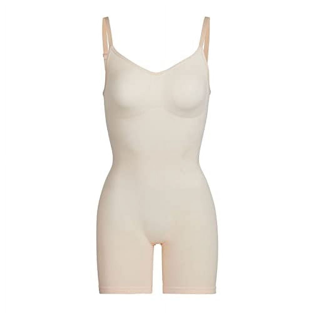 SKIMS Sculpting Bodysuit Mid Thigh with Open Gusset Sand - Size 2X