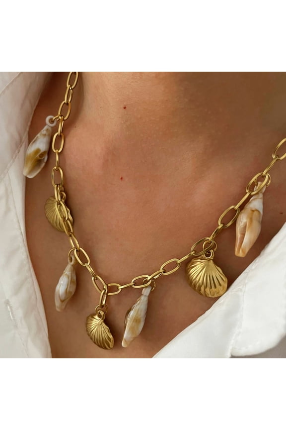 Shell Conch Ocean Pendant Necklace for Women Conch Beach Sea Stainless Steel Necklaces Adjustable Link Chains Dainty Jewelry