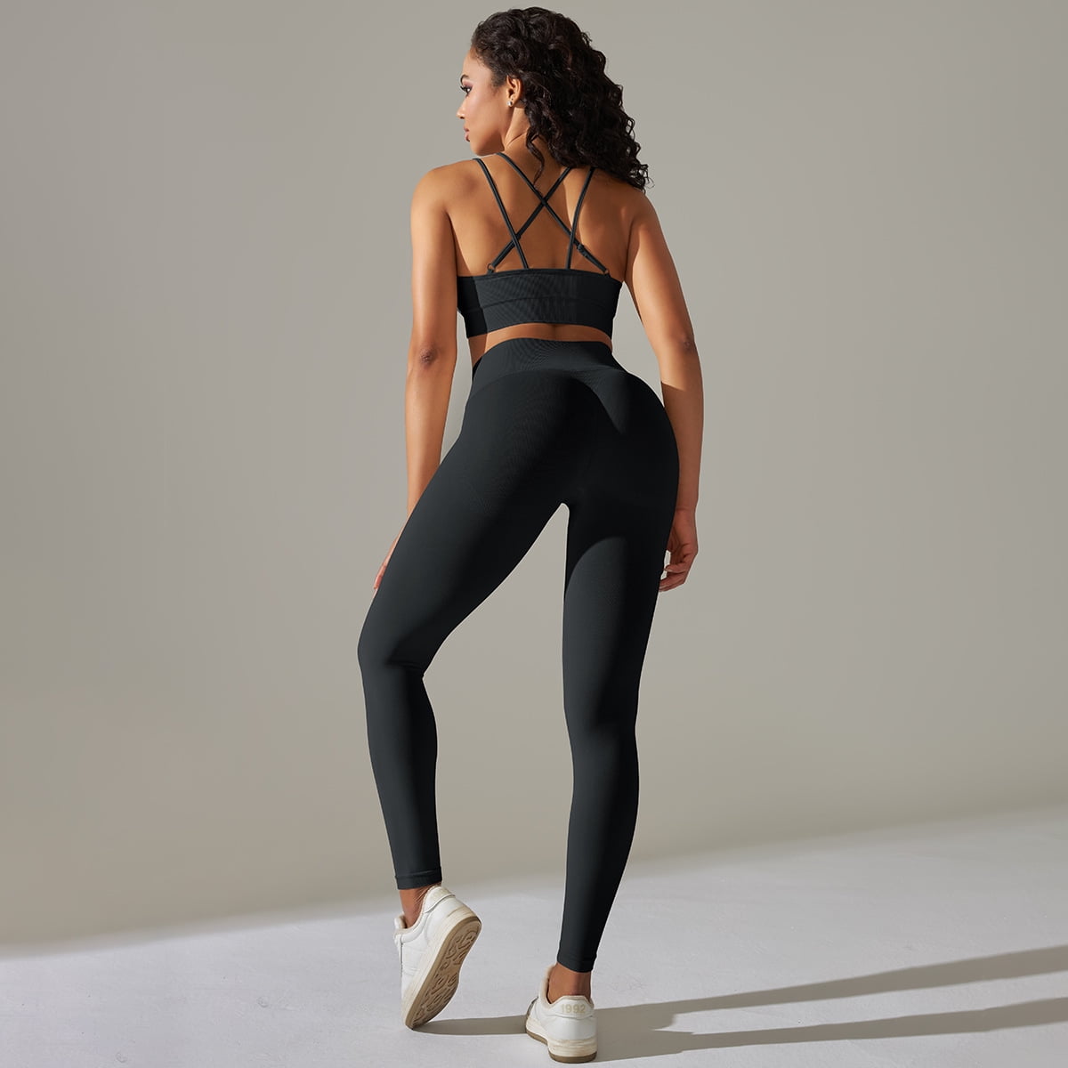 SKQIT Womens 2 Piece Workout Sets Seamless Sports Bra Scrunch Butt ...
