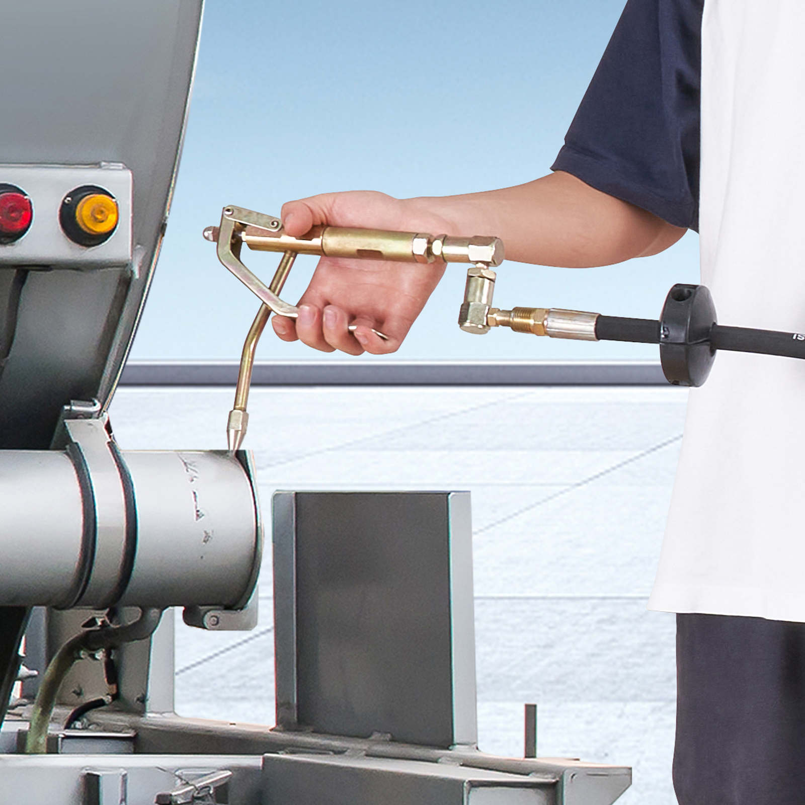 SKYSHALO Fuel Hose Reel Retractable Grease Hose Reel 1/4" x 50' Auto