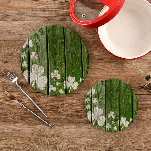 SKYSONIC St Patrick's White Shamrock Pot Holders Trivets, 2 Pcs Heat Resistant Trivets, Cotton Thread Weave Mats for Hot Pads Pans Pot Bowl Teapot for Kitchen Decor
