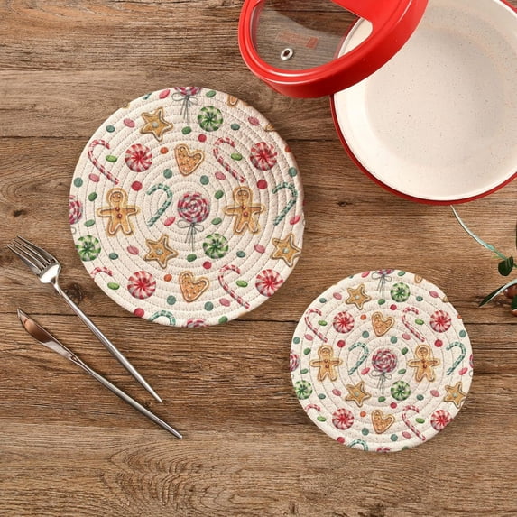 SKYSONIC Watercolor Gingerbread Pot Holders Trivets, 2 Pcs Heat Resistant Trivets,Christmas Theme Cotton Thread Weave Mats for Hot Pads Pans Pot Bowl Teapot for Kitchen Decor