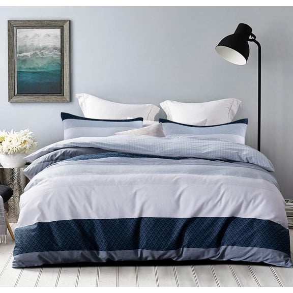 SLEEPBELLA Comforter Twin Size, 600 Thread Count Cotton White and Navy Striped Patchwork Reversible Pattern Reversible Blue Comforter Set,Down Alternative Bedding Set 2Pcs (Twin, Blue Patchwork)