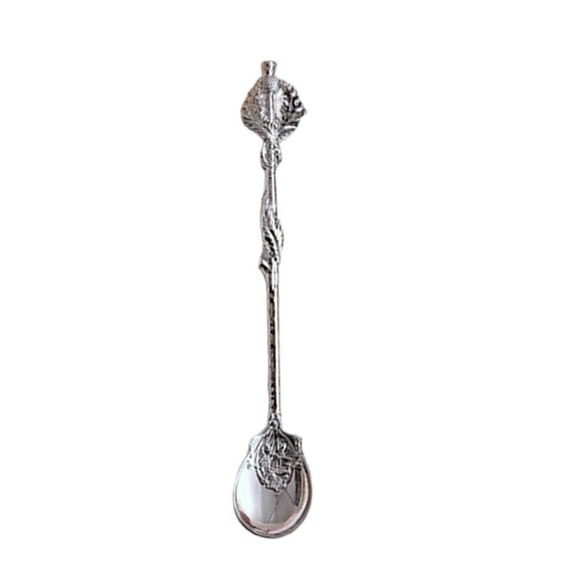 SLYNSHome Coffee Spoons Vintage Dessert Spoons Metal Carved Teaspoons for Kitchen Dining Bar and Tea Parties - Silver