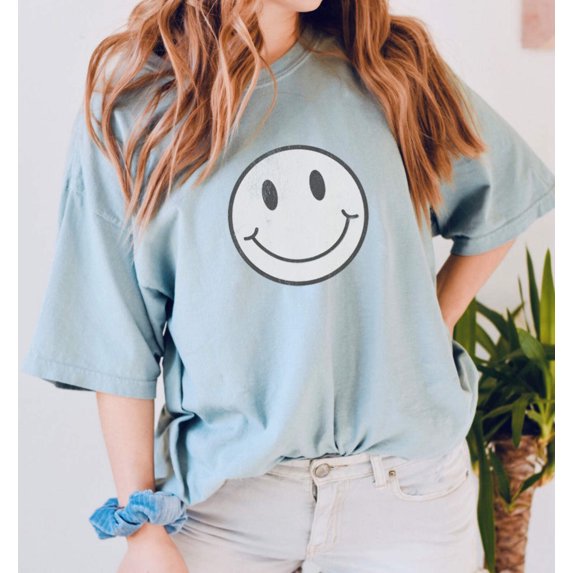 SMILEY FACE Garment Dyed Graphic T-Shirt