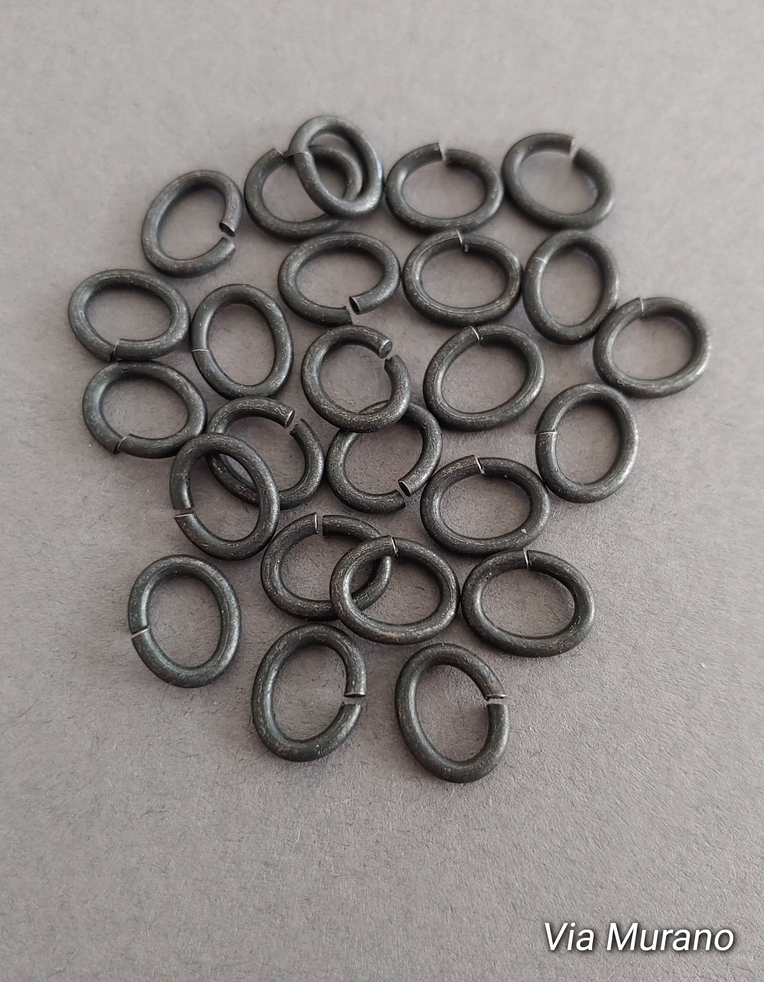 SNAPEEZ II ULTRAPLATE The Oval Ring Hard Open Jump Black Velvet Matte 1086mm Heavy Gauge (Pk 25). The Ultra Secure No Solder Jump Ring. Made in USA.