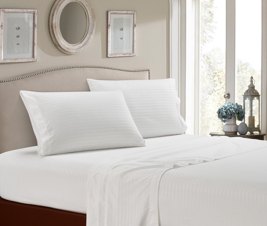 Northcrest top pillow shams