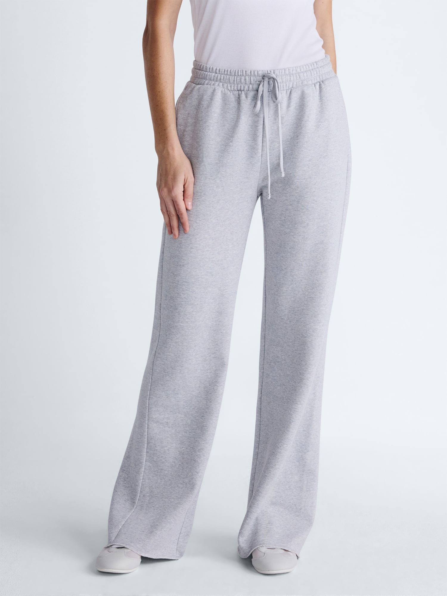 Scoop Women's and Women's Plus Mineral Wash Fleece Flare Leg Sweatpant, Sizes XS-4X