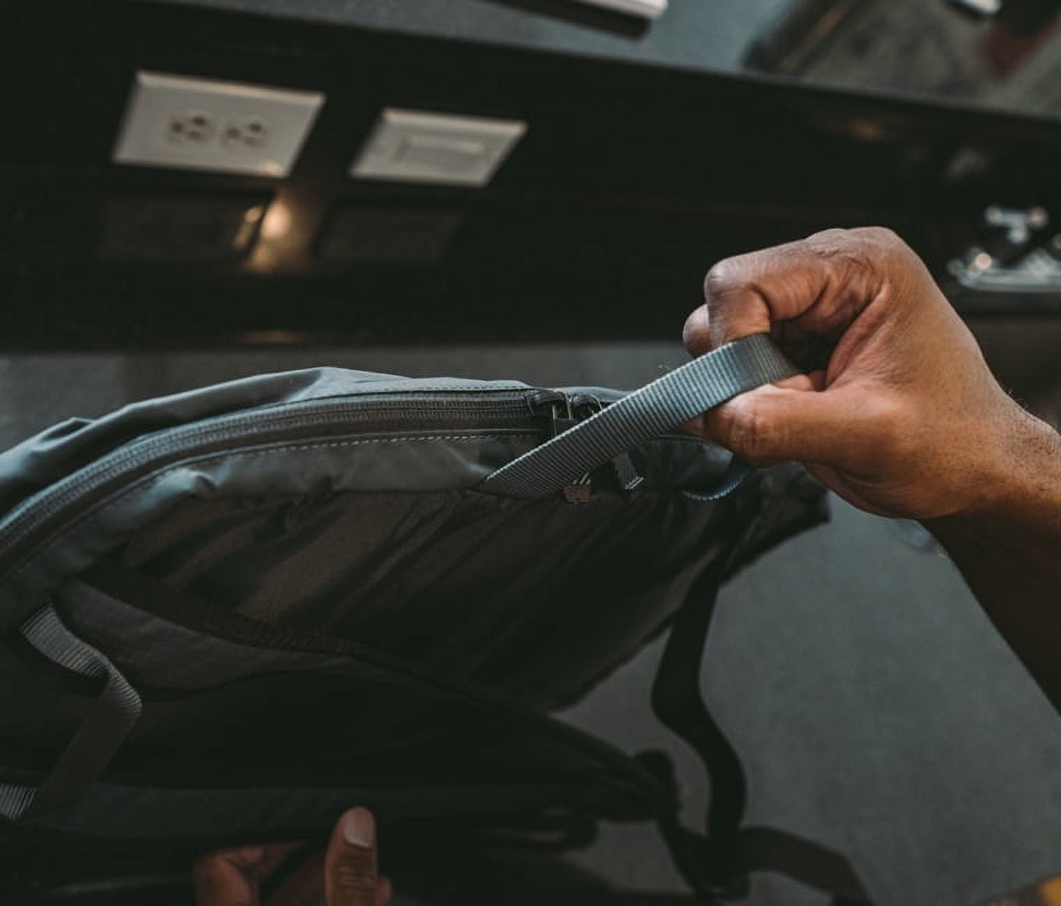 SOG Surrept 12 CS Reversible Carry System (Charcoal) - Walmart.com