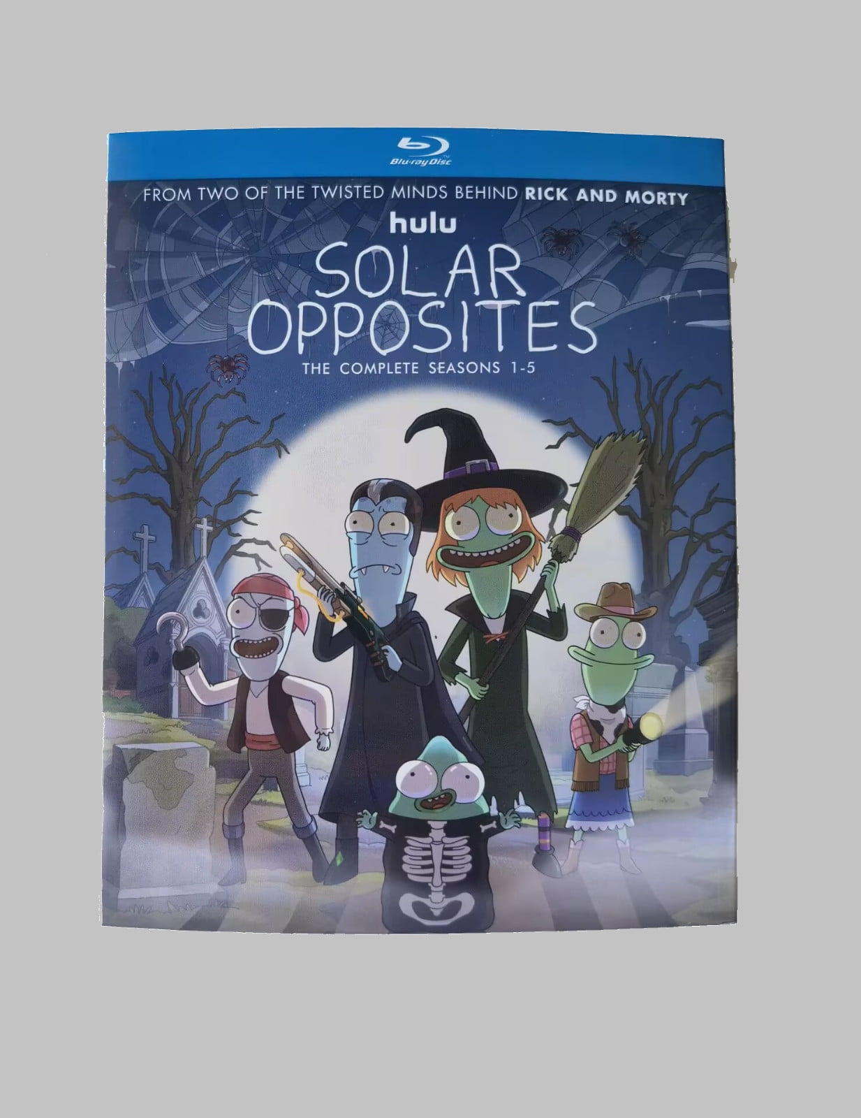 SOLAR OPPOSITES: The Complete Galactic Misadventures (Seasons 1 5) Blu SOLAR OPPOSITES: The Complete Galactic Misadventures (Seasons 1 5) Blu