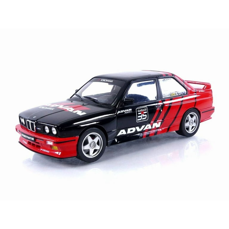 模型/プラモデル BMW - KITH BMW E30 M3 1/18  DIECAST REPLICA Ronnie Fieg's Kith BMW M3 E30 Red Diecast Replica 1:18 Scale