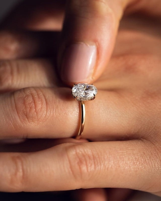 SOLITAIRE JEWELS 3.1CT Oval Cut Moissanite Diamond Hidden Halo Engagement Ring, Anniversary Ring For Women, 10k Yellow Gold Solitaire Ring