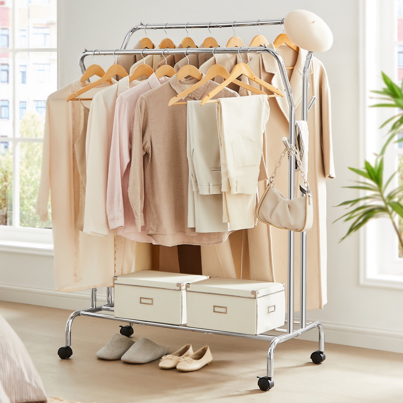 Metal rod clothes hanger hotsell