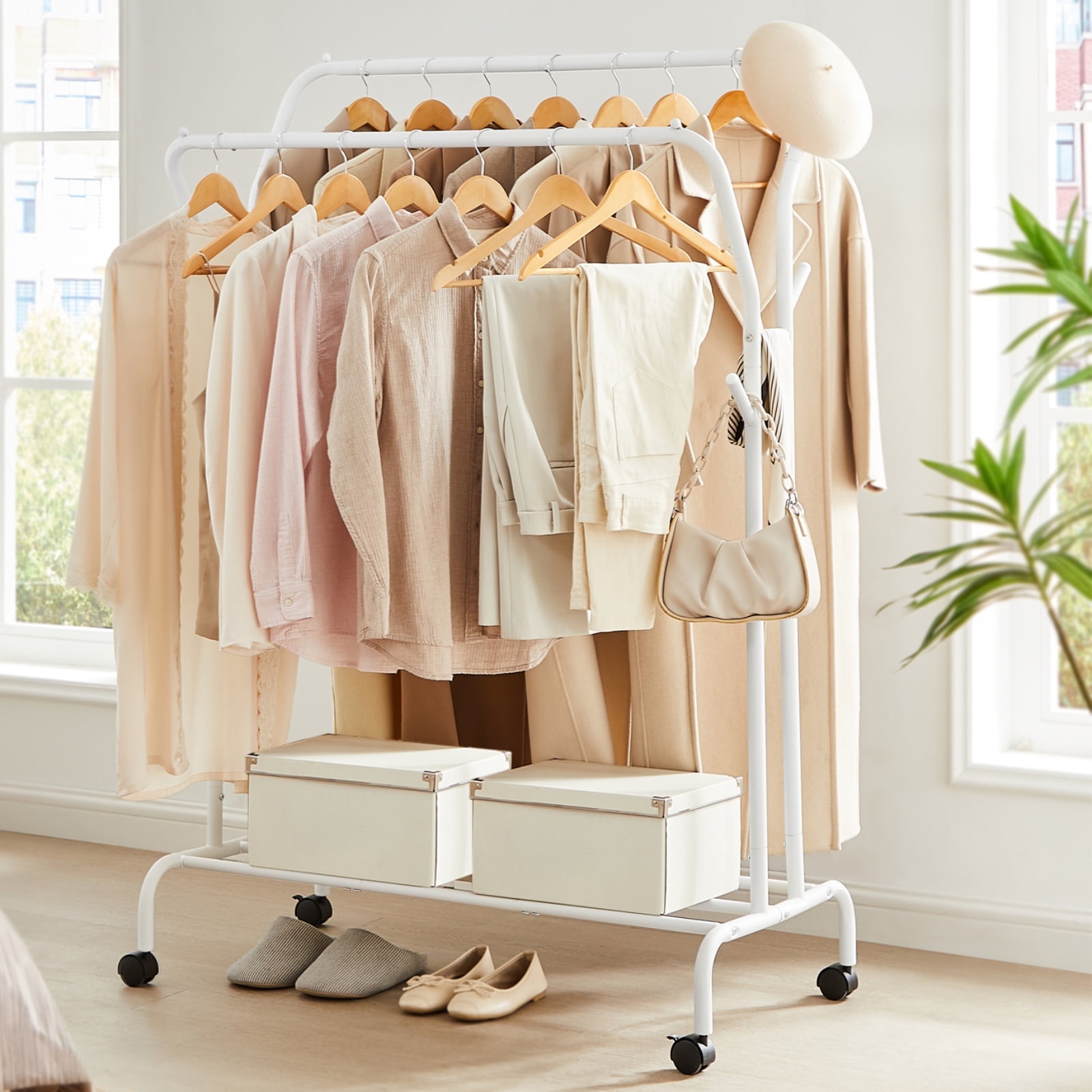 Metal frame clothes rack new arrivals